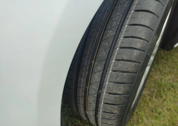 Opel Astra cena 41500 przebieg: 172000, rok produkcji 2018 z Kielce małe 742